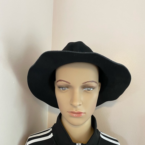 Scala Pronto Women’s Fedora Black Felt Hat - Picture 6 of 16